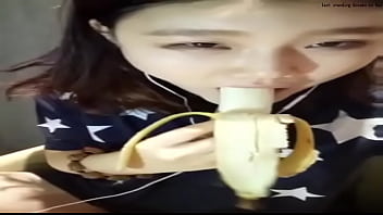 Korean porn practice already with bananas