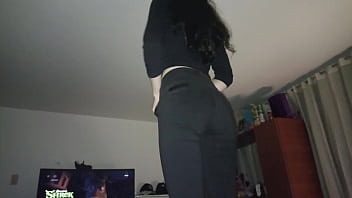 Laura’s amateur being fucked in tight pants.