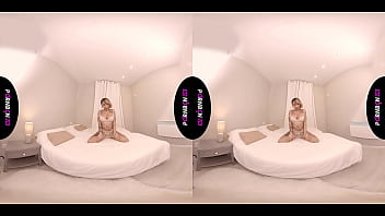 PORNBCN Smartphone Virtual Reality a milf masturbates for her fans and is more horny than ever, touching her big boobs and masturbating her pussy to orgasm. Mature slut mom big boobs – tits